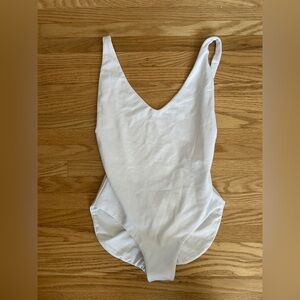Londre Swimwear the Minimalist Bathing Suit NWT in White